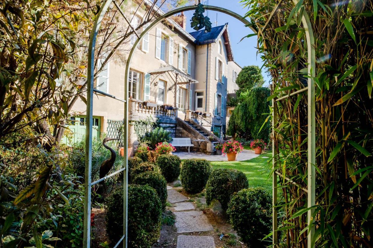 Octroi Saint-Jacques Bed & Breakfast โบน ภายนอก รูปภาพ